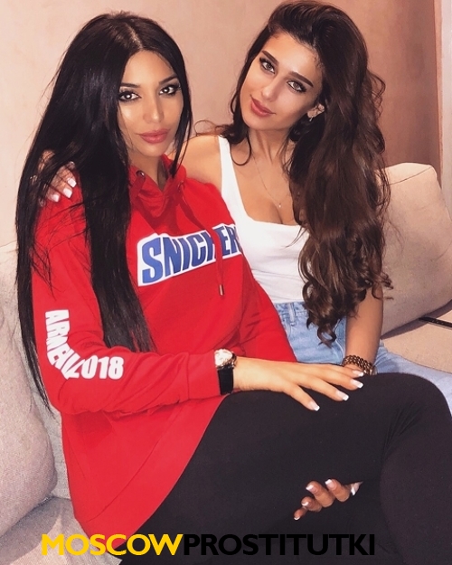  Вика и Полина 14687